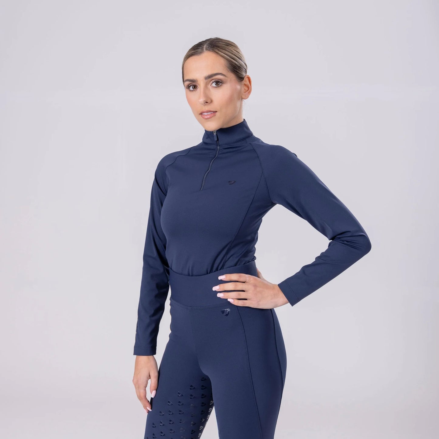 Aubrion Eltar Base Layer - طبقة أساسية أوبرون إلتار