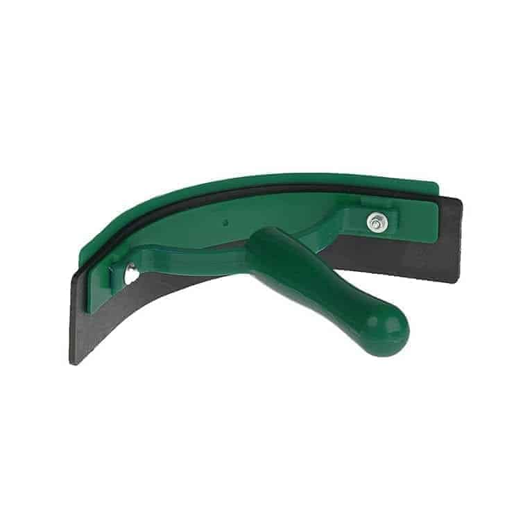 A green and black one-hand sweat scraper used for horse grooming.
Horze. Available at Nice Equestrian Wukair Doha Qatar.