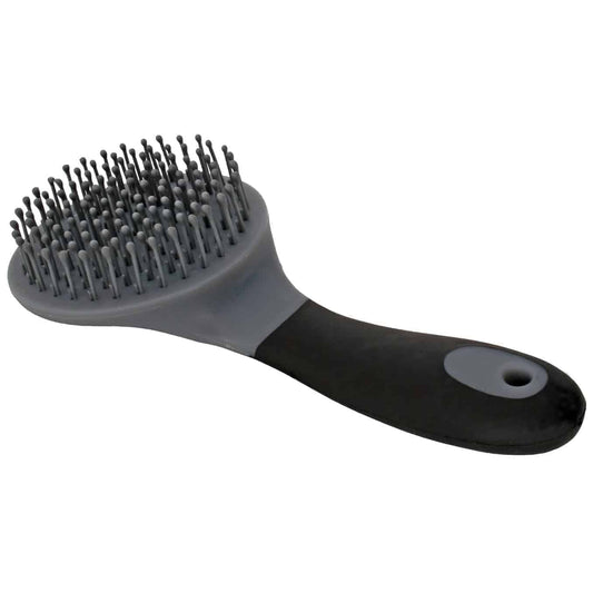 A black round mane and tail brush with soft touch grip, designed for horse grooming.
Horze.
Available at Nice equestrian Wukair Doha Qatar