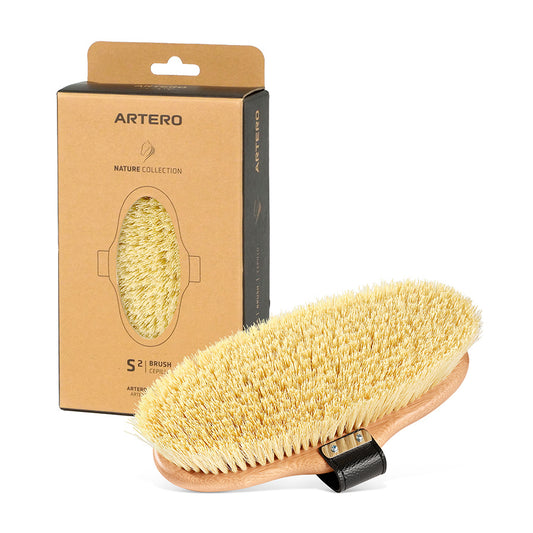 Artero Saturno S2 horse brush 3 cm hard bristles, bamboo body