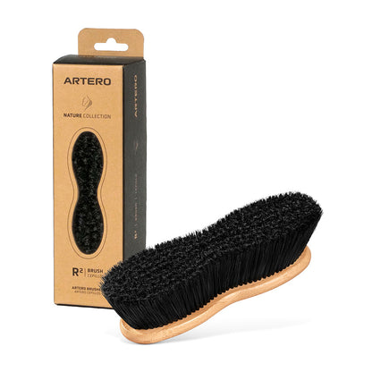 Artero Infinity R2 soft horse brush, bamboo body