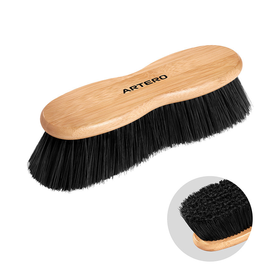 Artero Infinity R2 horse brush, view 4