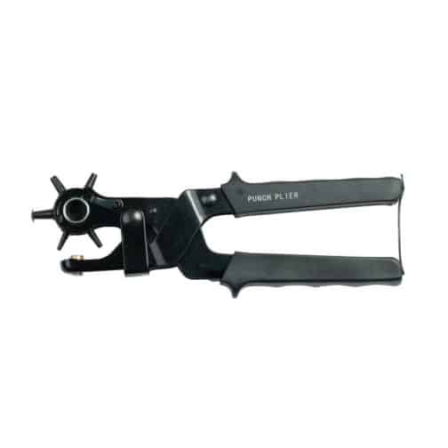 Heavy duty black leather punch plier with good grip handles.
Horze.
Available at Nice Equestrian Wukair Doha Qatar